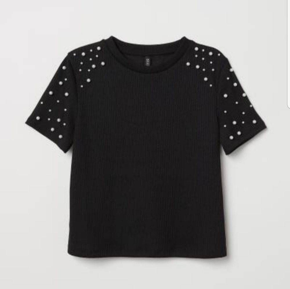 H&M Ribbed Pearl Top